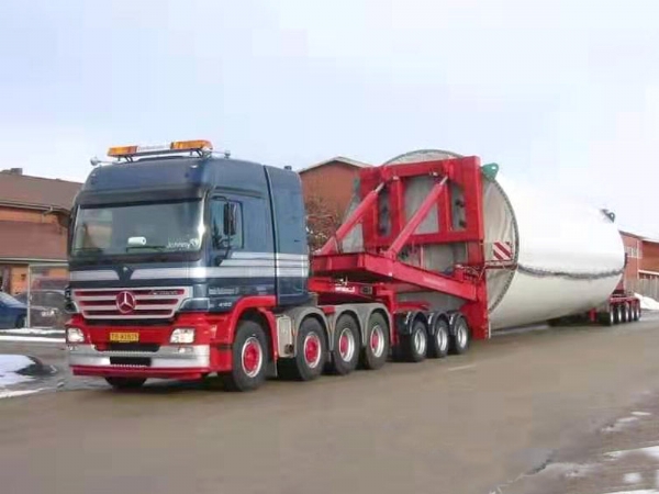 風(fēng)電塔筒運輸車